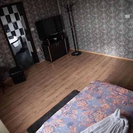 Hotel Casa Robi Pestisani Exteriér fotografie